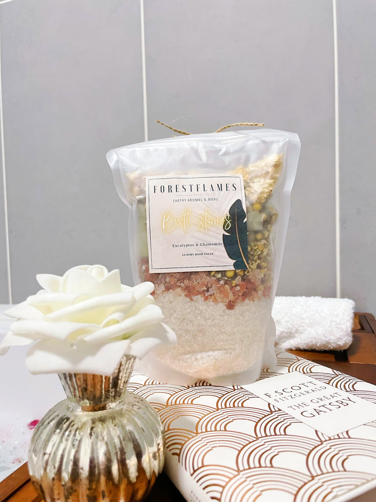 Luxury Bath Salt: Eucalyptus & Chamomile